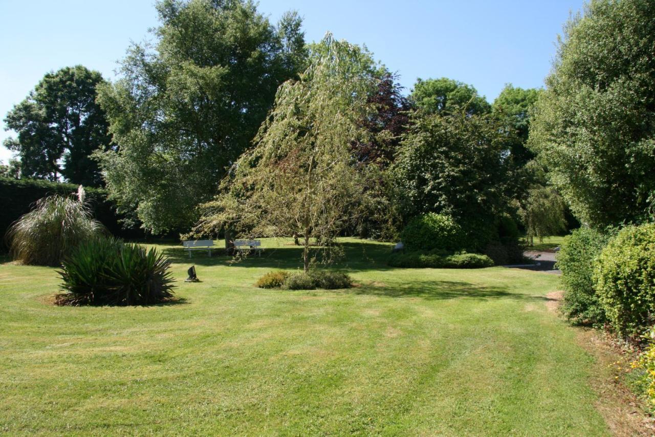 Kathleens Country House Lower Coolcorcoran Exterior foto